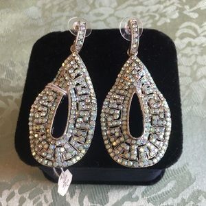 NWT Fashion Chandelier Crystal Earrings